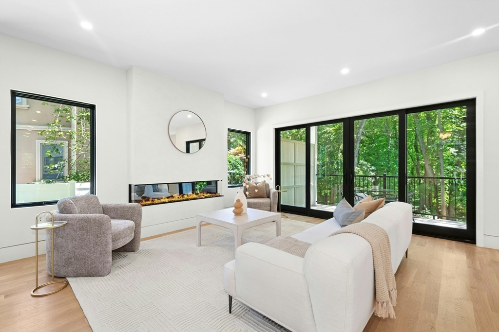 109 Harwich Road Newton, MA 02467 - Photo 5 of 42