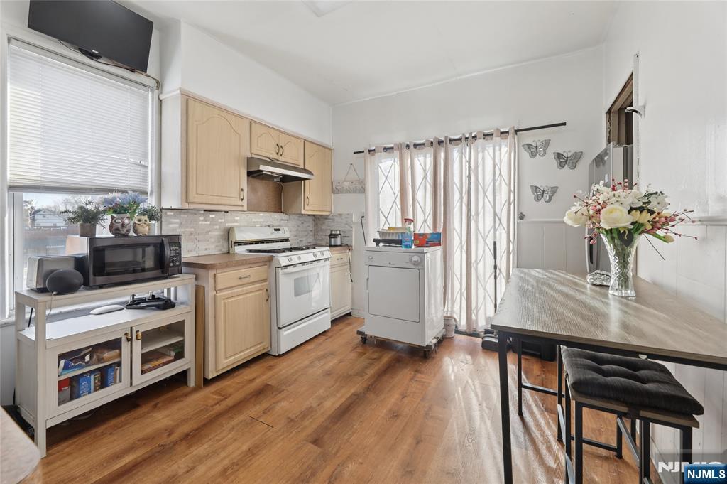 59 Home Avenue Rutherford, NJ 07070 - Photo 11 of 39