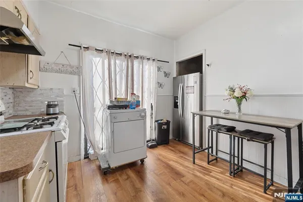 $825,000 | 59 Home Avenue, Rutherford, NJ 07070