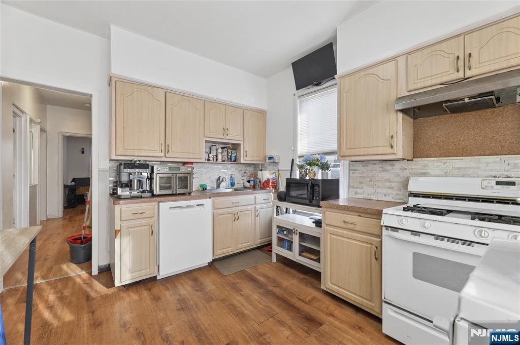 59 Home Avenue Rutherford, NJ 07070 - Photo 13 of 39