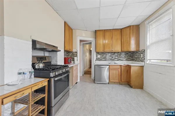 $825,000 | 59 Home Avenue, Rutherford, NJ 07070