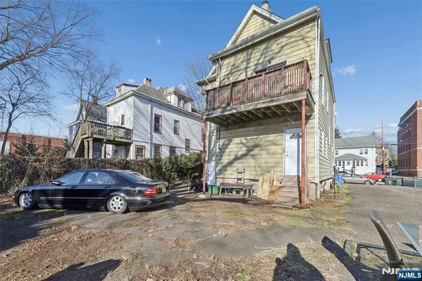 $825,000 | 59 Home Avenue, Rutherford, NJ 07070