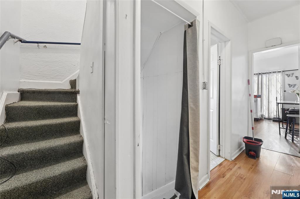 59 Home Avenue Rutherford, NJ 07070 - Photo 6 of 39