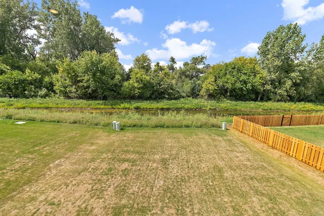 $489,900 | 32006 Savannah Drive, Lakemoor, IL 60051