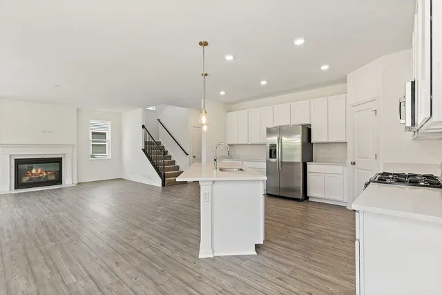 $489,900 | 32006 Savannah Drive, Lakemoor, IL 60051