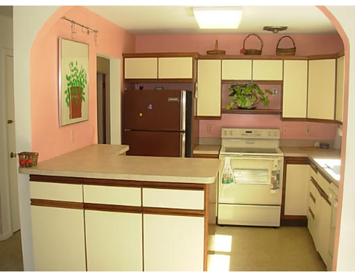 19 Paul Revere Road Sharon, MA 02067 - Photo 6 of 14 Gallery Image 6