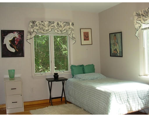 19 Paul Revere Road Sharon, MA 02067 - Photo 8 of 14 Gallery Image 8