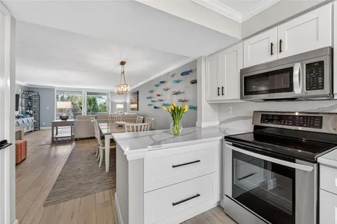 $775,000 | 803 Bayport Way, Unit 803, Longboat Key, FL 34228