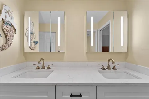 $775,000 | 803 Bayport Way, Unit 803, Longboat Key, FL 34228