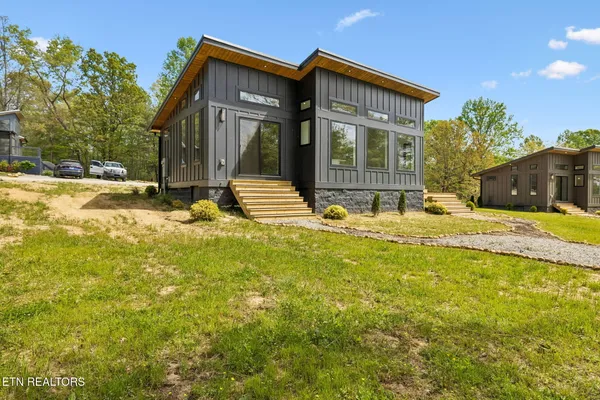 $385,000 | 51 Dwellings Drive, Tracy City, TN 37387