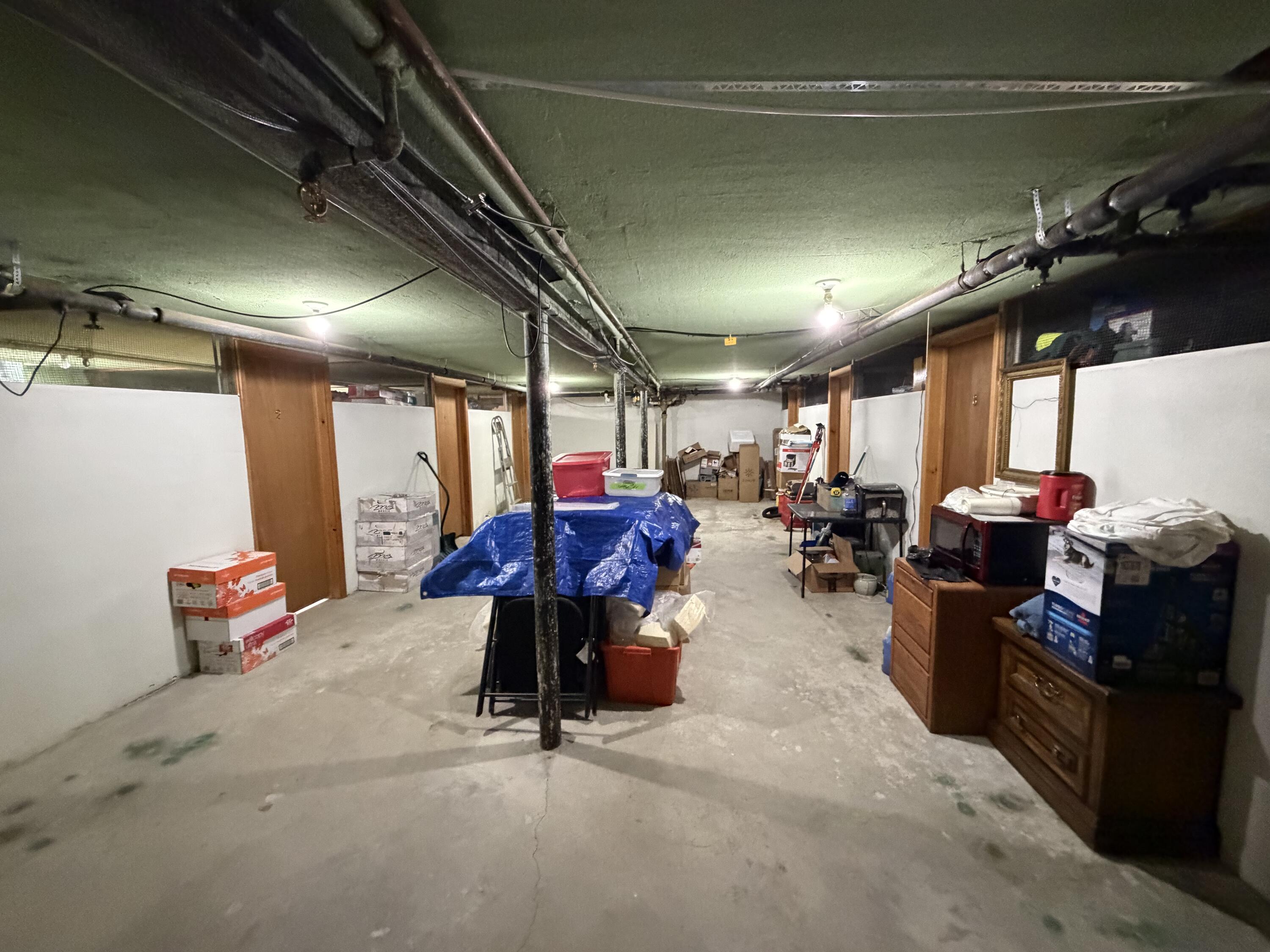 17540 Mack Avenue, Unit 10 Grosse Pointe, MI 48230 - Photo 11 of 15 IMG_0811