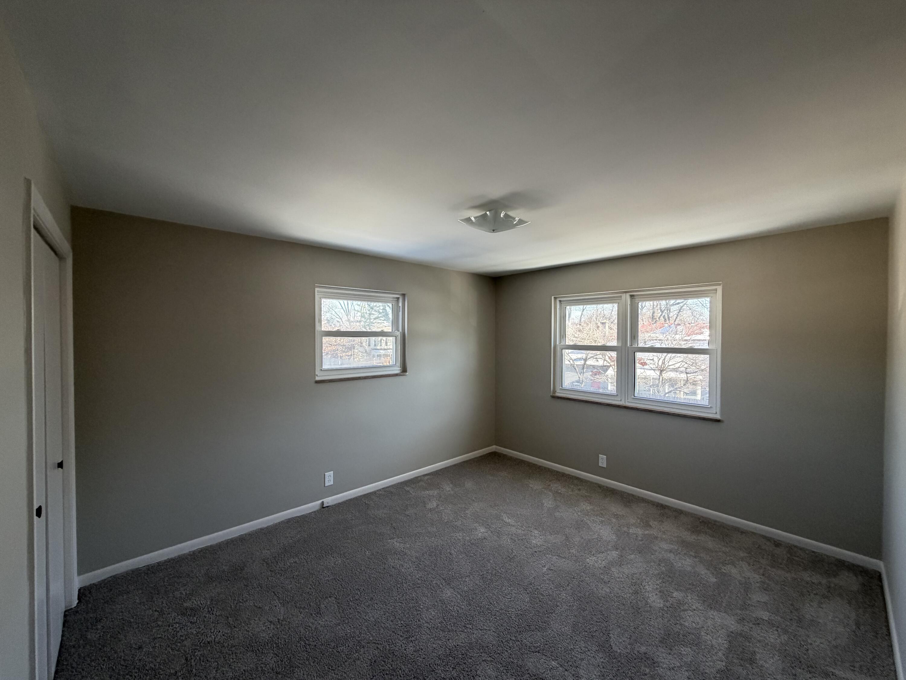 17540 Mack Avenue, Unit 10 Grosse Pointe, MI 48230 - Photo 8 of 15 IMG_0803