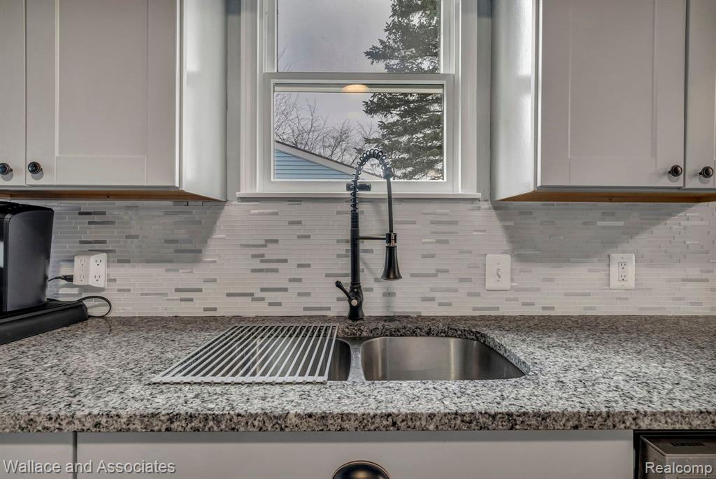 7298 Birchcrest Road Lexington, MI 48450 - Photo 13 of 50
