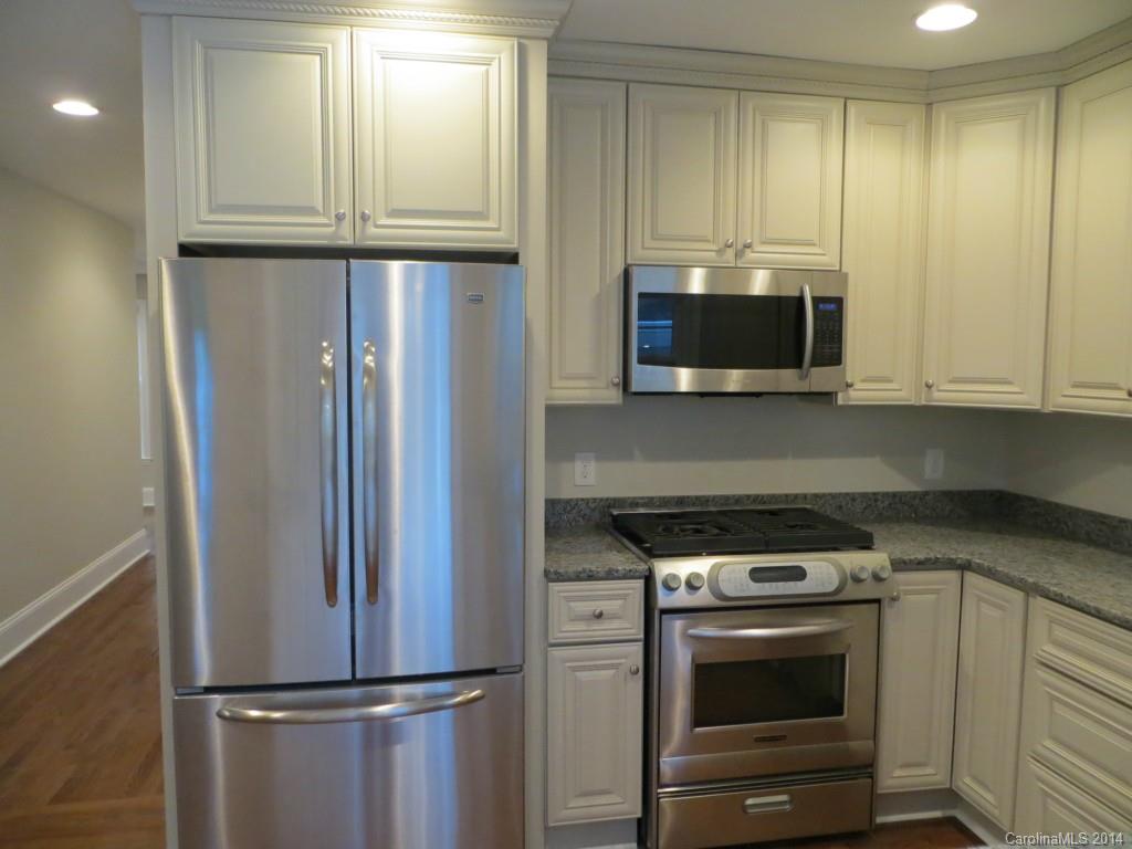 1542 Crystal Road Charlotte, NC 28205 - Photo 5 of 14 Gallery Image 5