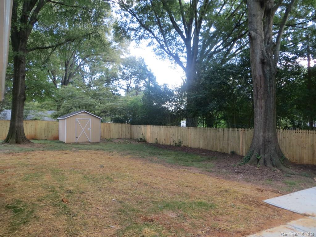 1542 Crystal Road Charlotte, NC 28205 - Photo 10 of 14 Gallery Image 10