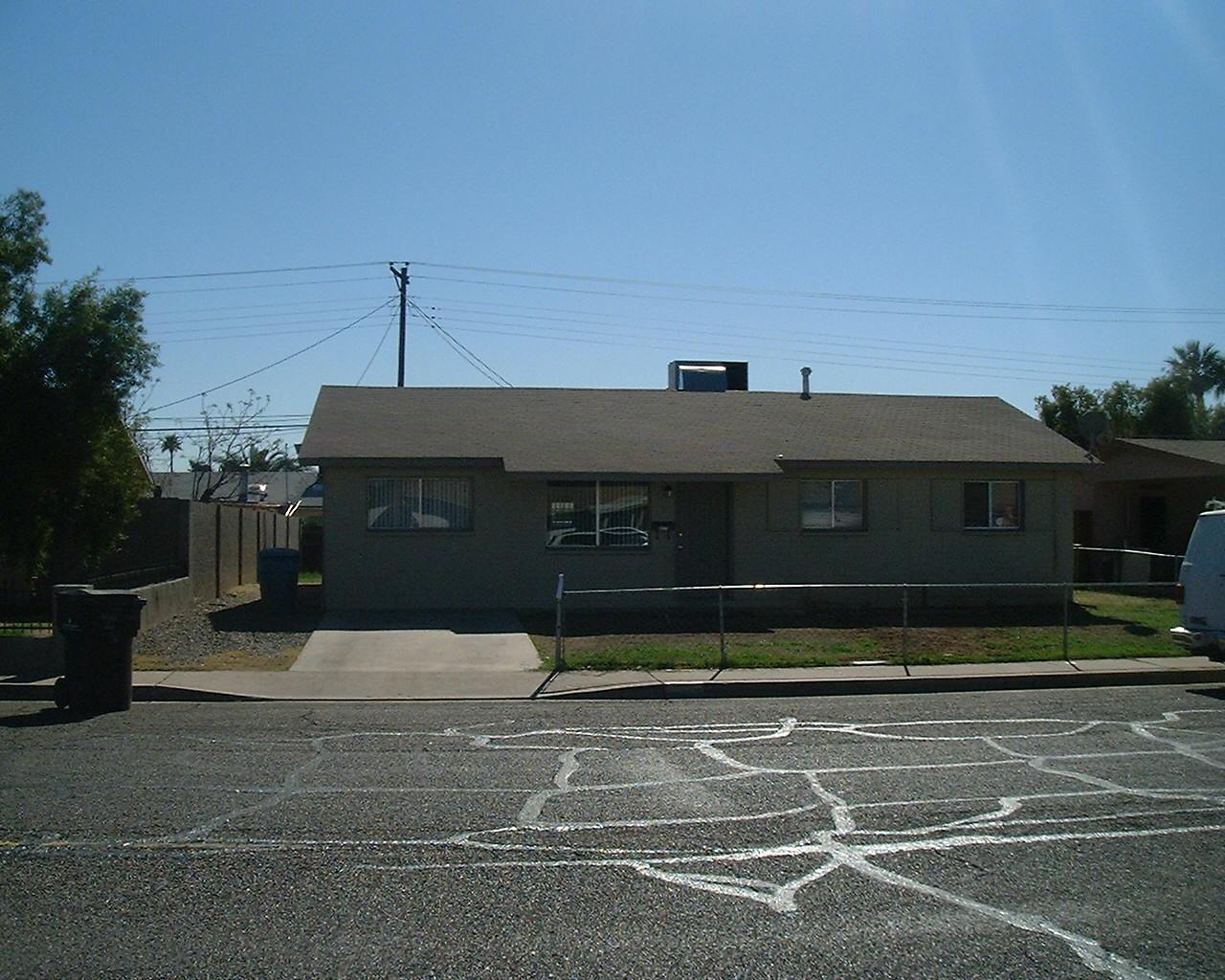 6027 West Osborn Road Phoenix, AZ 85033 - Photo 1 of 18 Front View