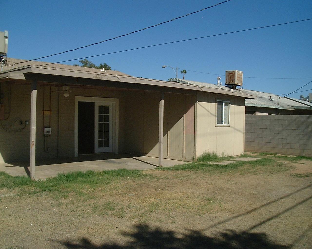 6027 West Osborn Road Phoenix, AZ 85033 - Photo 17 of 18 Backyard