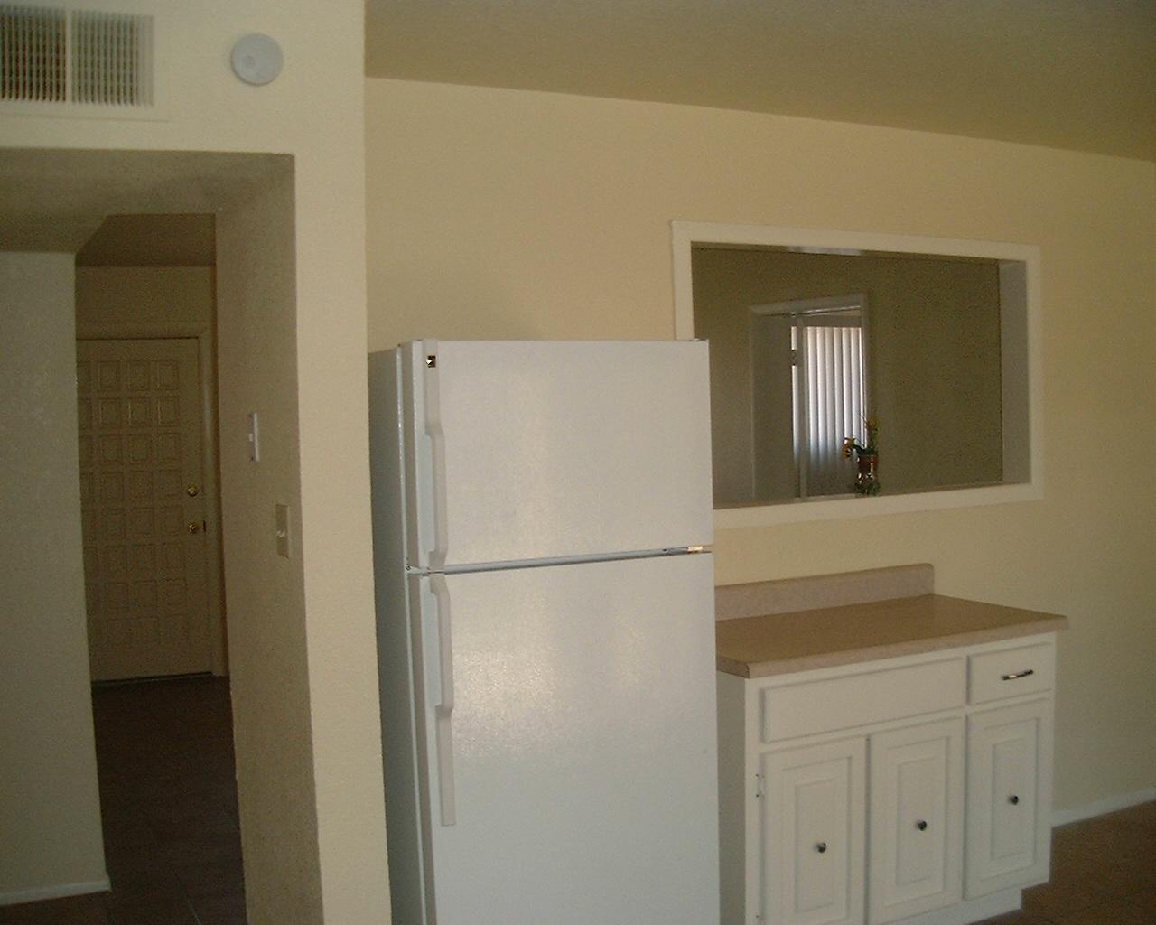 6027 West Osborn Road Phoenix, AZ 85033 - Photo 5 of 18 Kitchen-3