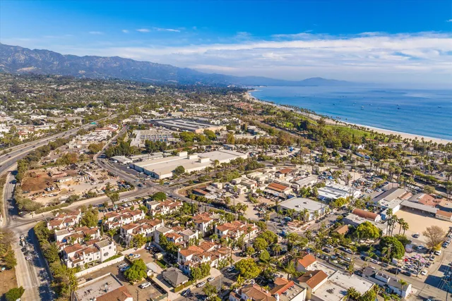 $1,850,000 | 218 Santa Barbara Street, Unit D, Santa Barbara, CA 93101