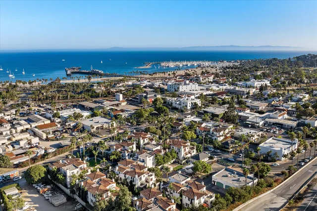 $1,850,000 | 218 Santa Barbara Street, Unit D, Santa Barbara, CA 93101