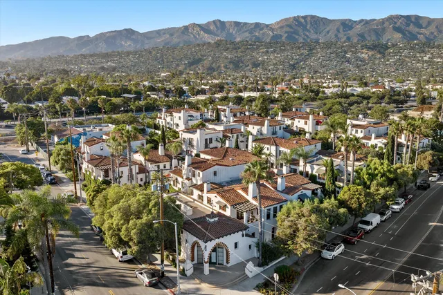 $1,850,000 | 218 Santa Barbara Street, Unit D, Santa Barbara, CA 93101