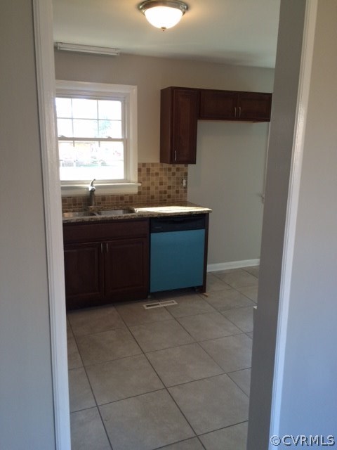 6609 Commander Road Richmond, VA 23224 - Photo 3 of 18 Gallery Image 3