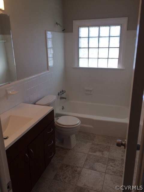 6609 Commander Road Richmond, VA 23224 - Photo 7 of 18 Gallery Image 7