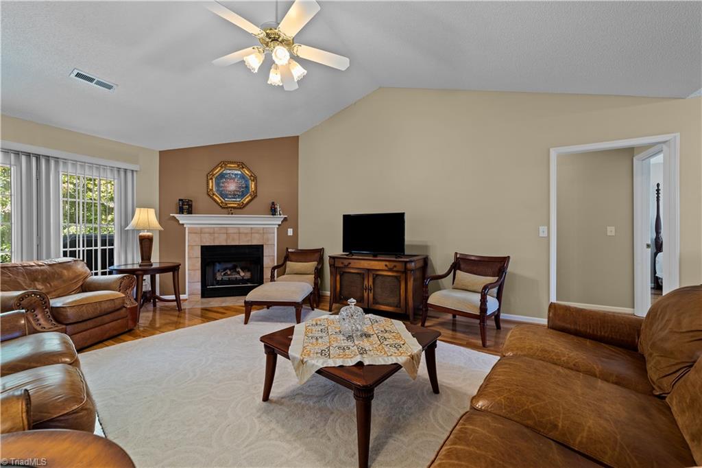 3805 Payne Road High Point, NC 27265 - Photo 5 of 28 Gallery Image 5