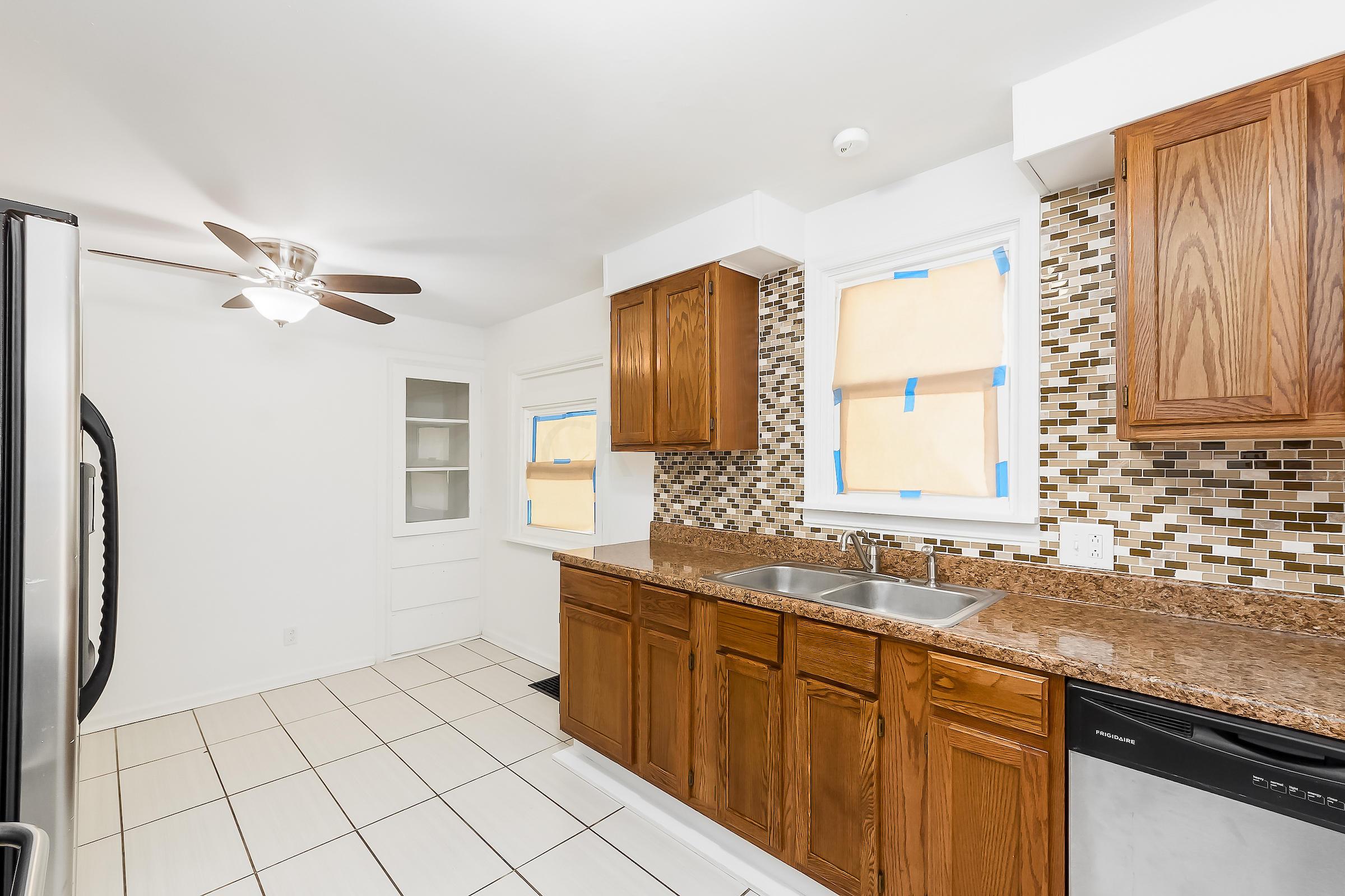2273 Gerbert Road Columbus, OH 43211 - Photo 10 of 33 Gallery Image 10