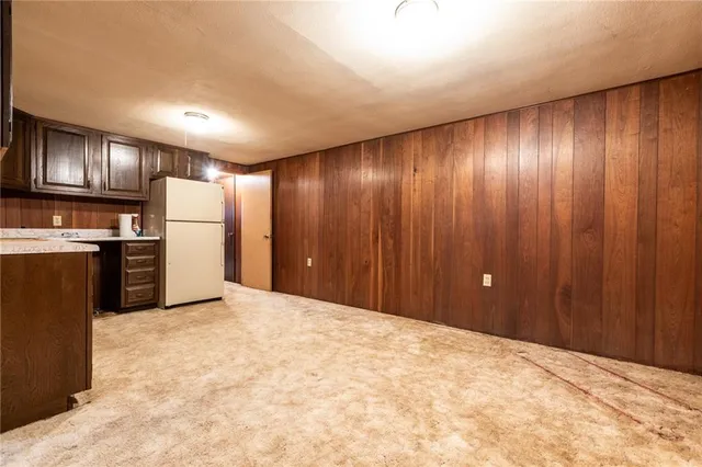 $275,000 | 483 Northeast Meadowbrook Road, Kansas City, MO 64119