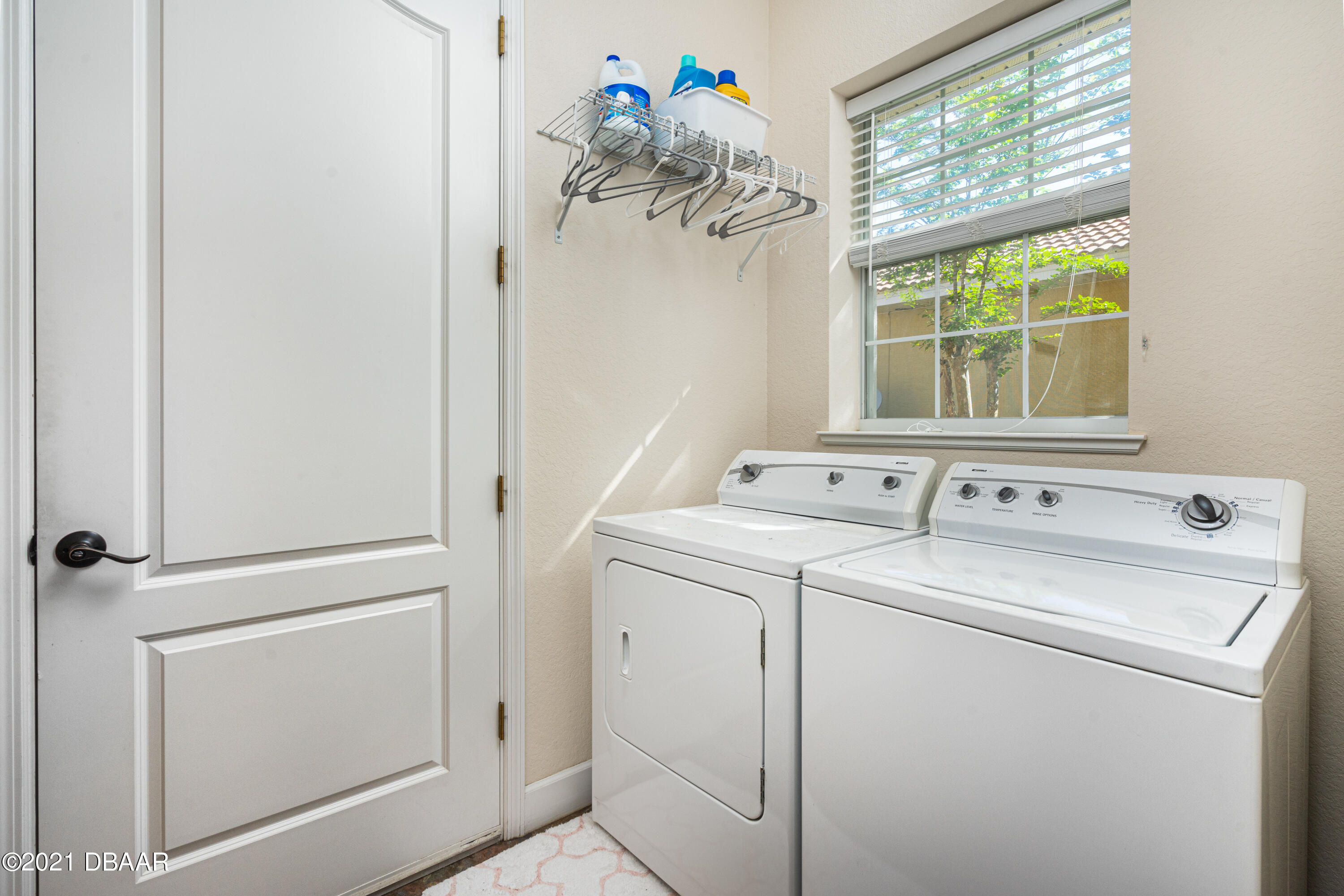 3148 Connemara Drive Ormond Beach, FL 32174 - Photo 18 of 32 Laundry Room
