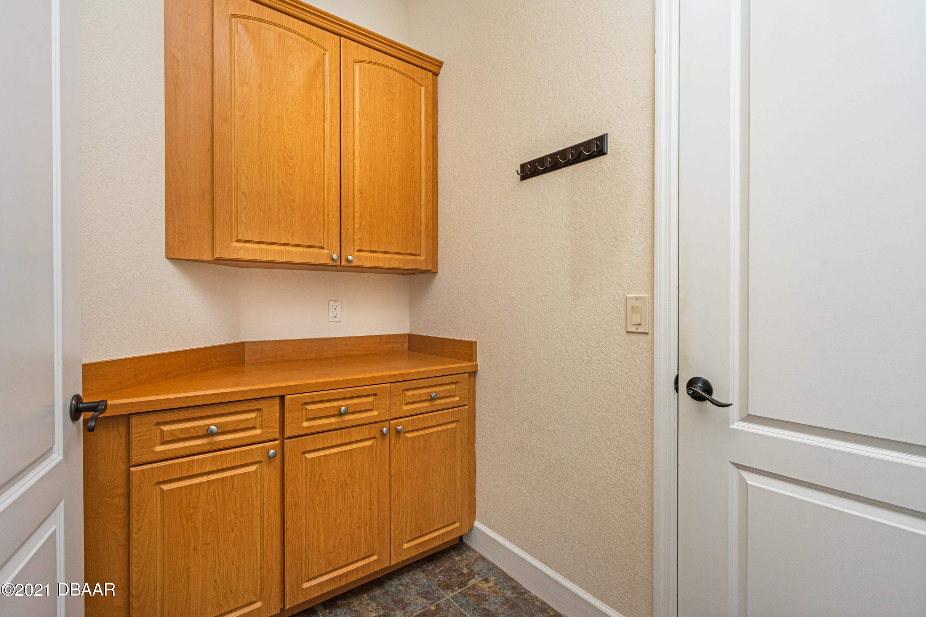 3148 Connemara Drive Ormond Beach, FL 32174 - Photo 19 of 32 Laundry Room