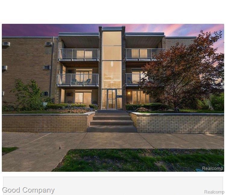 4917 Crooks Road, Unit J2 Royal Oak, MI 48073 - Photo 1 of 31 Gallery Image 1