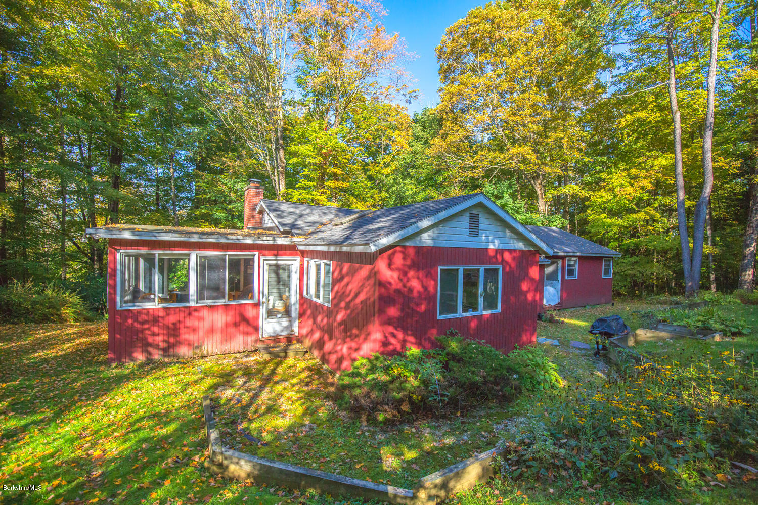 3 Massasoit Road Stockbridge, MA 01262 - Photo 2 of 36 vincentcarusophotography_3massasoitroad_