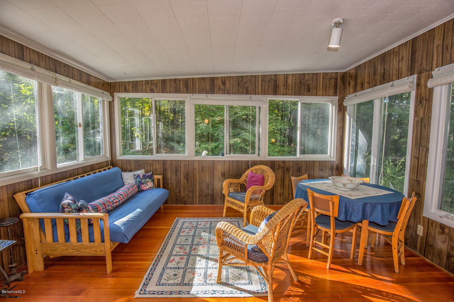 3 Massasoit Road Stockbridge, MA 01262 - Photo 19 of 36 vincentcarusophotography_3massasoitroad_
