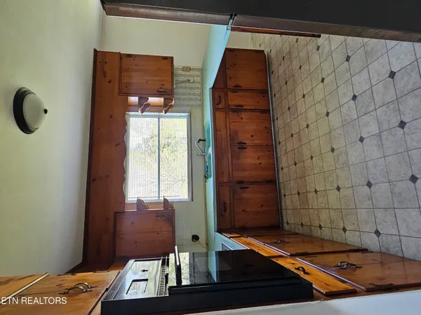 $169,000 | 1191 Main Street, Decatur, TN 37322