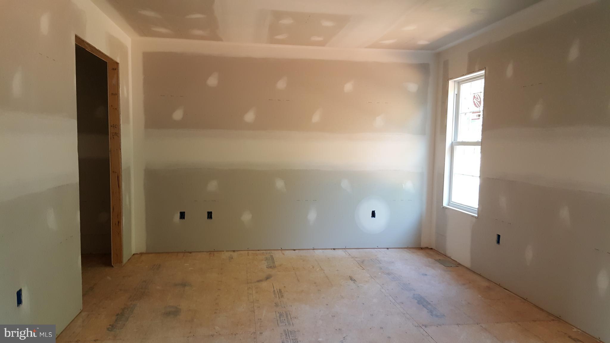 112 Highfield Road Front Royal, VA 22630 - Photo 8 of 18 Bedroom (Master)