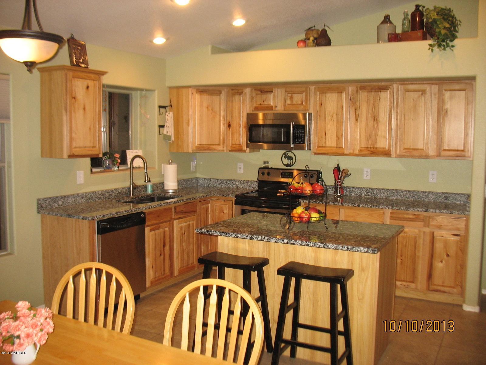 424 South Coronado Road Gilbert, AZ 85296 - Photo 6 of 24 060