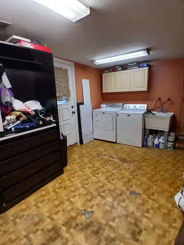 $305,000 | 2817 North Roberta Avenue, Melrose Park, IL 60164