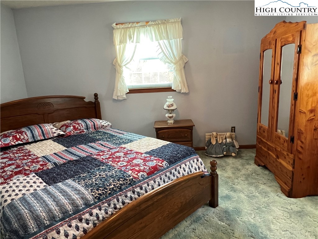 376 North Franklin Road Mount Airy, NC 27030 - Photo 16 of 39 Gallery Image 16