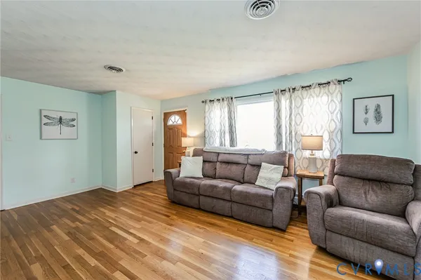 $339,950 | 1927 F Street, West Point, VA 23181