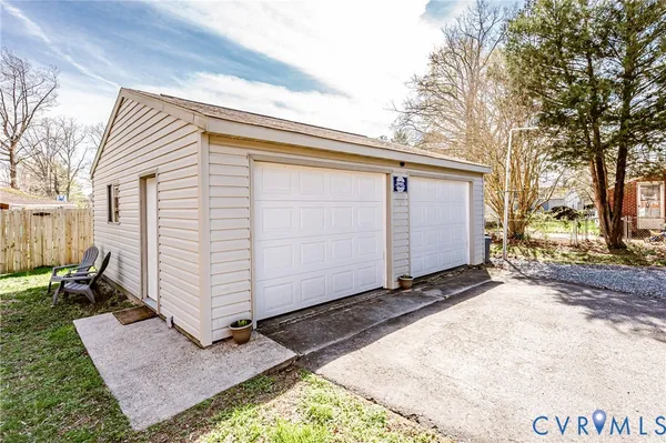 $339,950 | 1927 F Street, West Point, VA 23181