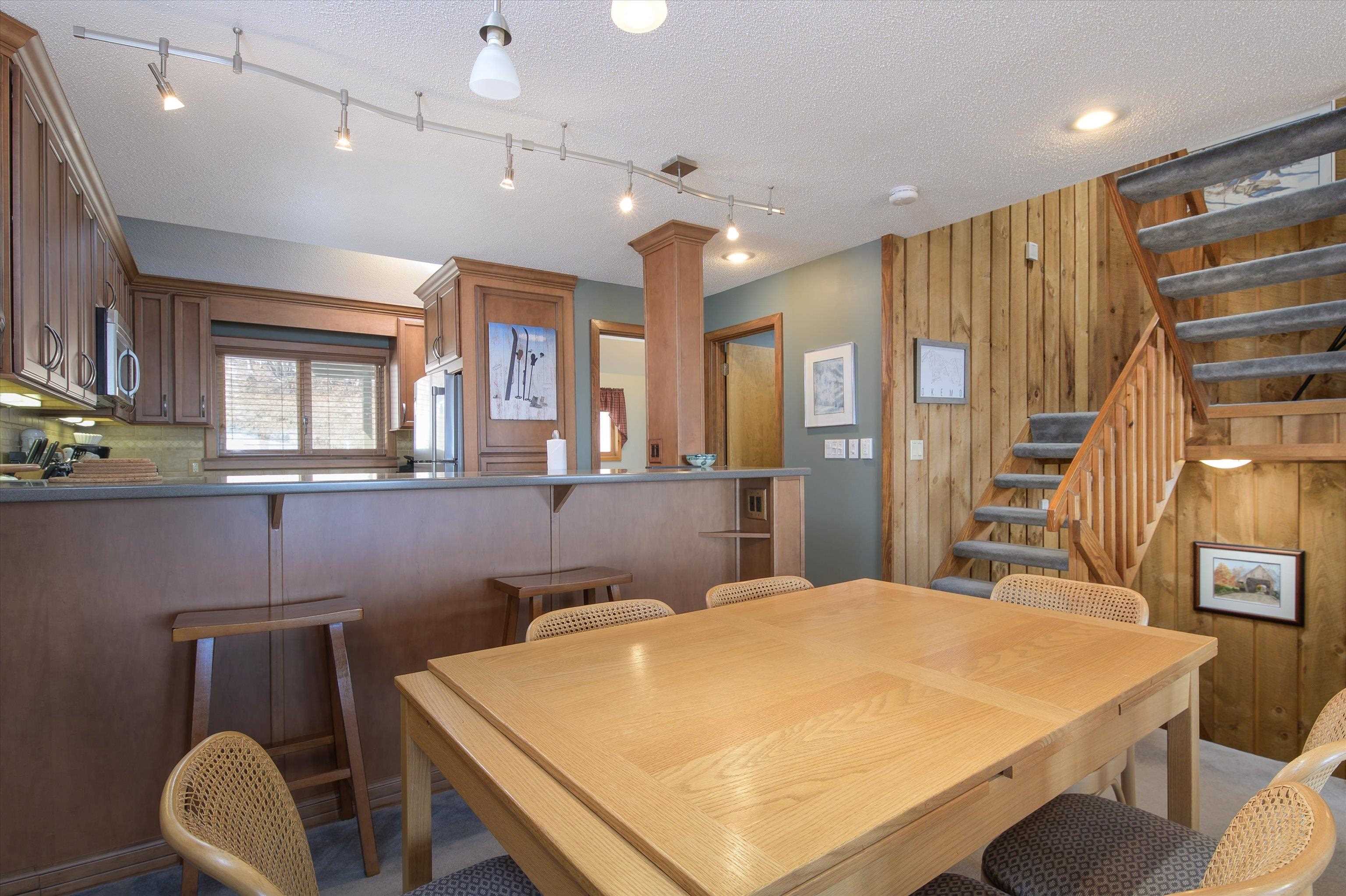 320 Okemo Trailside Extension, Unit 36E Ludlow, VT 05149 - Photo 8 of 42