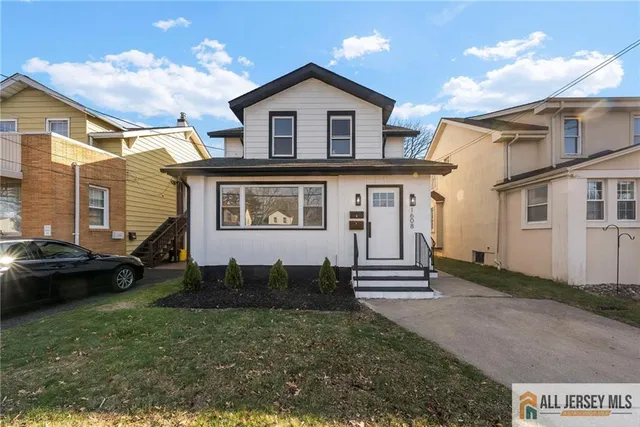 $2,550 | 1608 Brunswick Avenue, Unit 1, Lawrence Township, NJ 08648