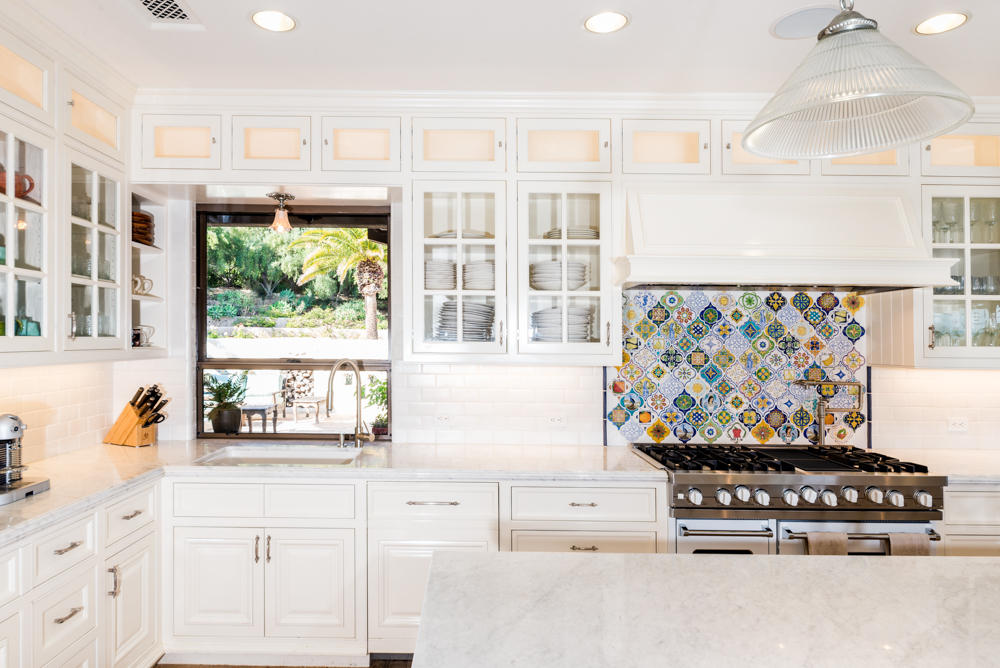 881 San Ysidro Lane Montecito, CA 93108 - Photo 30 of 78 a view of cabinets