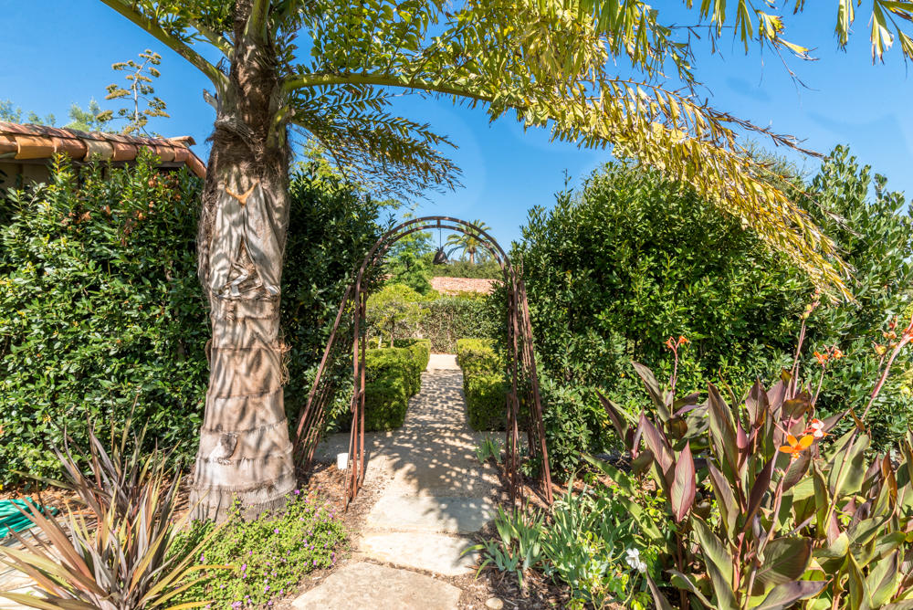 881 San Ysidro Lane Montecito, CA 93108 - Photo 65 of 78 881SanYsidro-0076-web