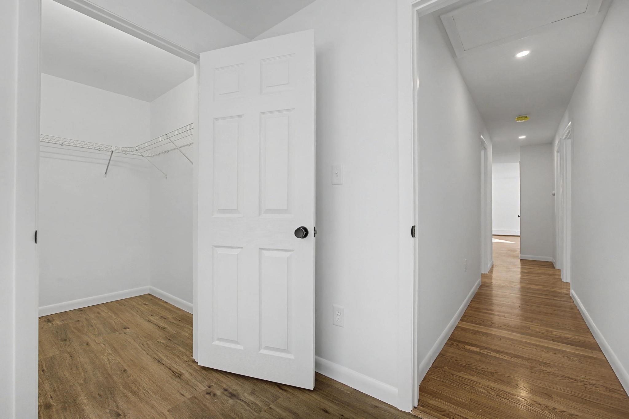 12 Davis Road Merrimack, NH 03054 - Photo 17 of 41