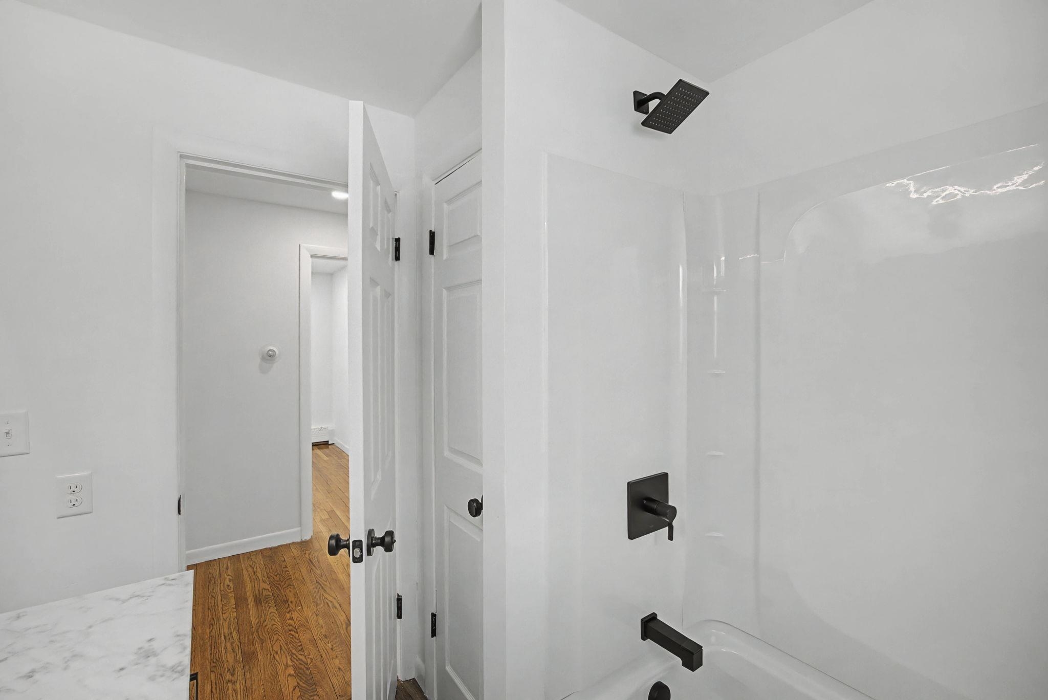 12 Davis Road Merrimack, NH 03054 - Photo 26 of 41