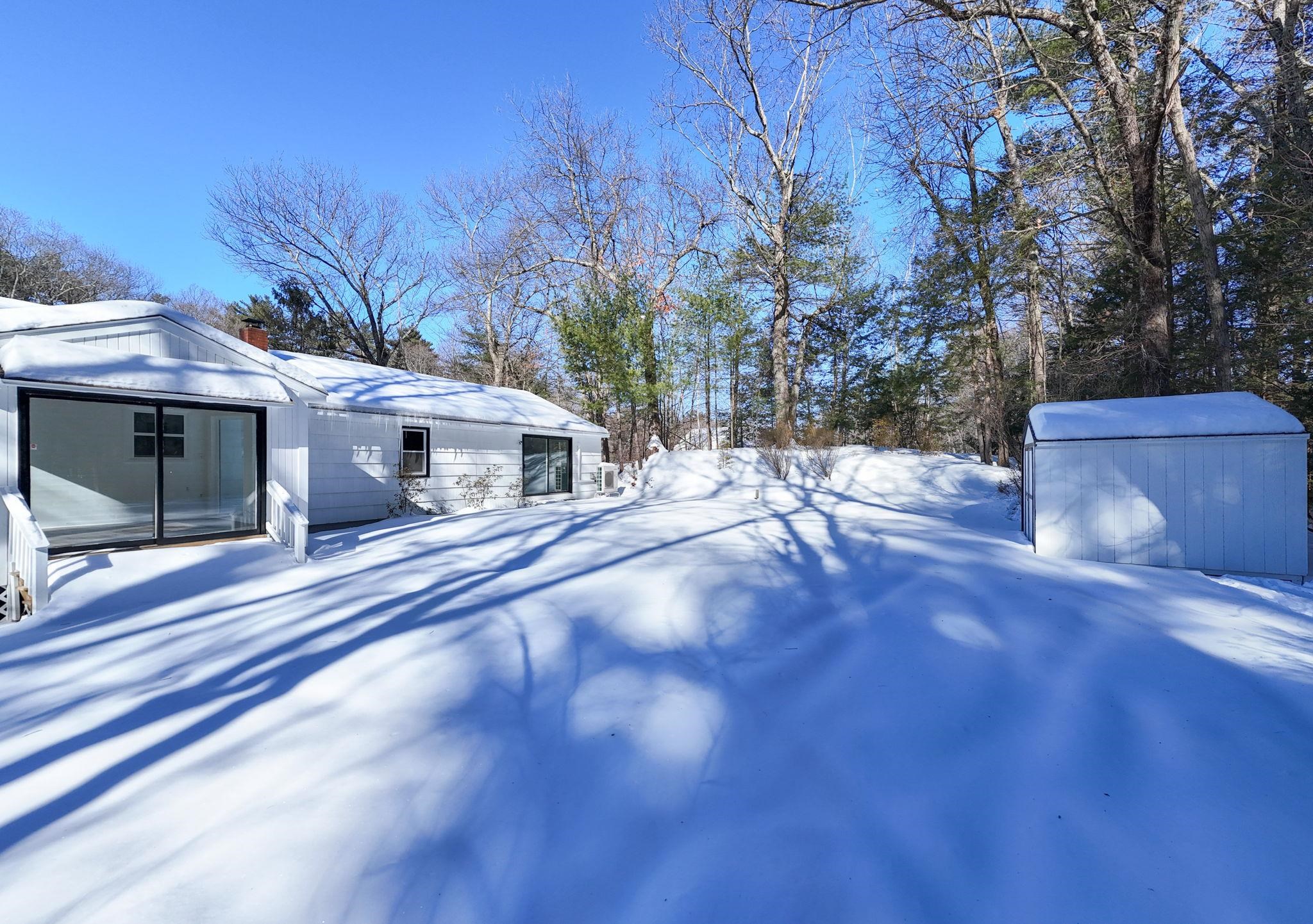 12 Davis Road Merrimack, NH 03054 - Photo 3 of 41