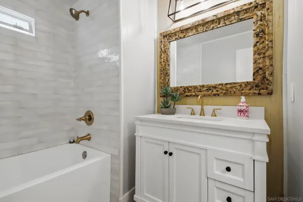 $2,600 | 525 West El Norte Parkway, Unit 126, Escondido, CA 92026